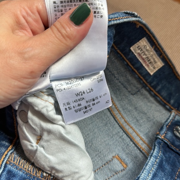 LEVIS 501 ORIGINAL CROPPED WOMEN'S JEANS 24 by 26 LN - Picture 3 of 4
